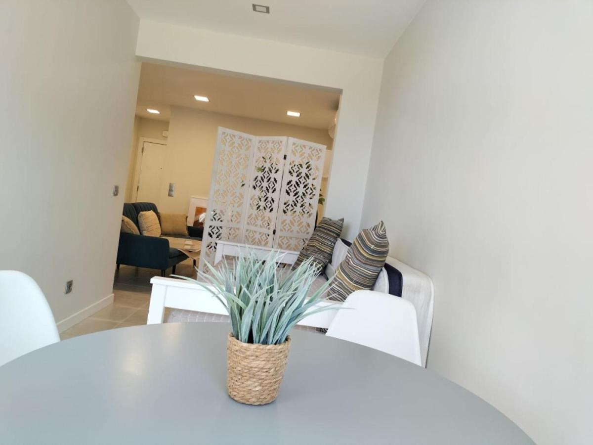 Amazing Green Tower 3 Castle Flat With Balcony ปอร์ติเมา ภายนอก รูปภาพ