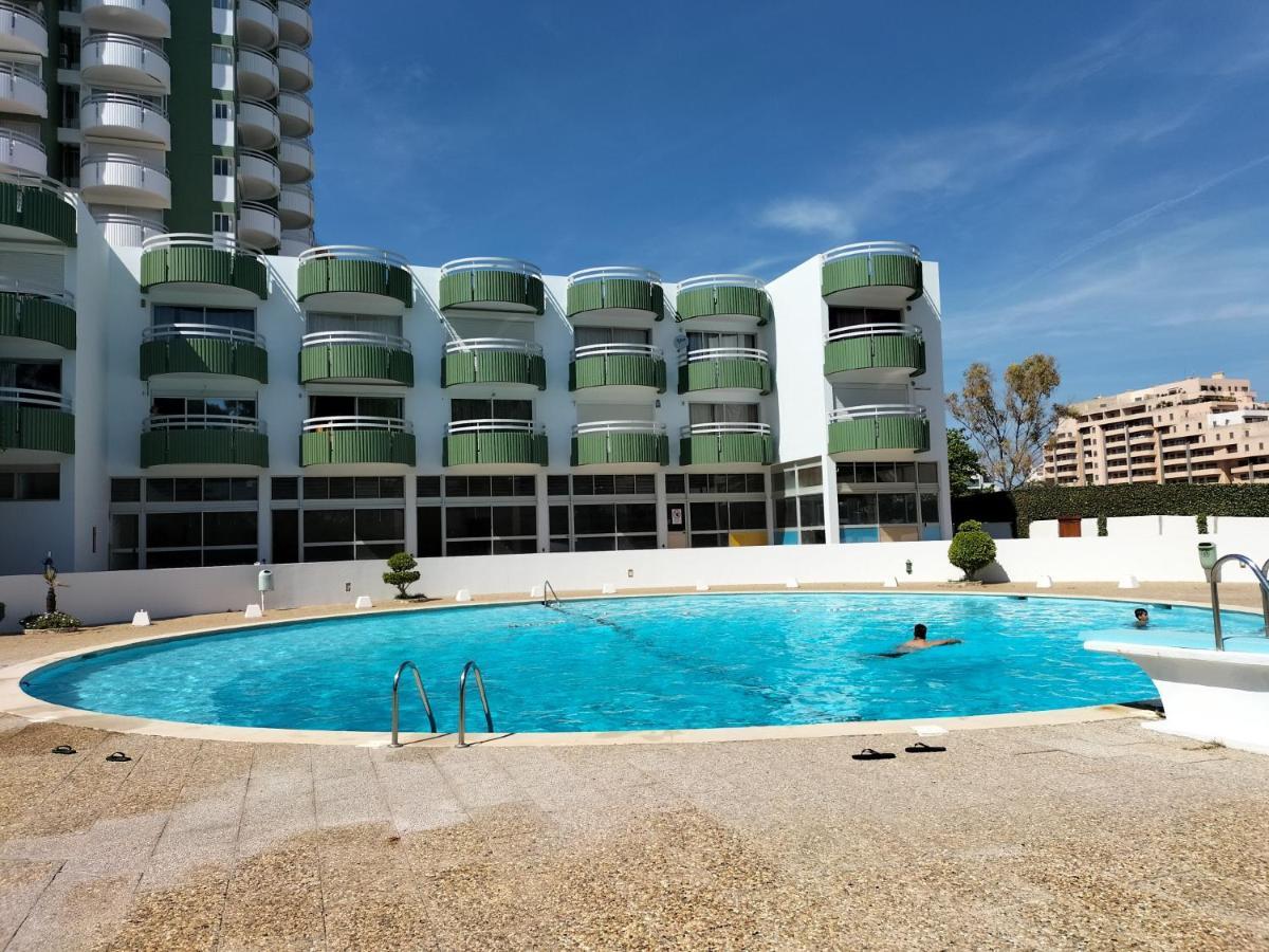 Amazing Green Tower 3 Castle Flat With Balcony ปอร์ติเมา ภายนอก รูปภาพ